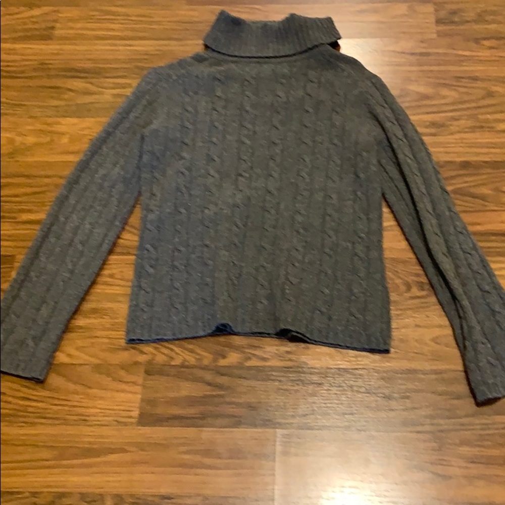 Sweater - Picture 3 of 3